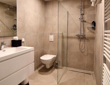 Deluxe Double Room with Shower