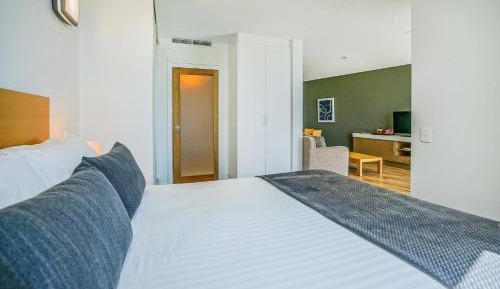 One-Bedroom Executive Apartment
