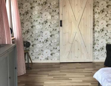 Quadruple Room with Private Bathroom