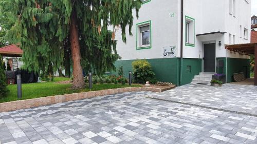 Apartment with Terrace