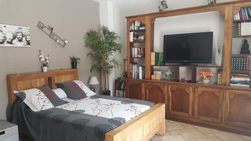 Double Room with Private External Bathroom