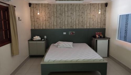 Studio with Spa Bath