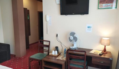 Basic Triple Room
