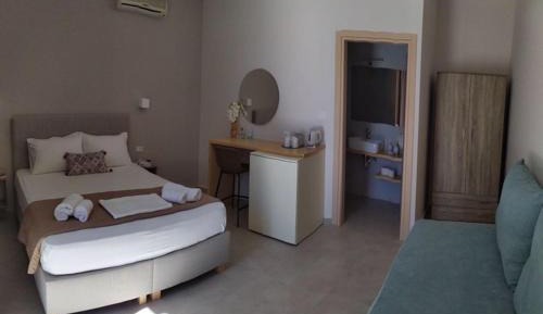 Triple Room with Balcony