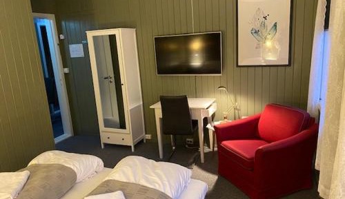 Twin Room with Shared Bathroom