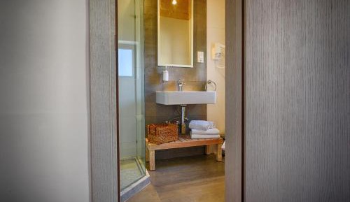 Double Room with Street View