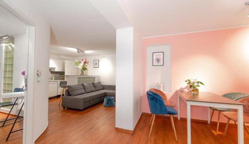 2 Bedroom Apartment with terrace