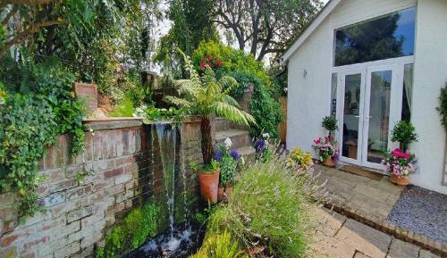 One-Bedroom Cottage