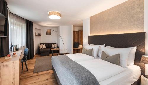 Suite with Balcony