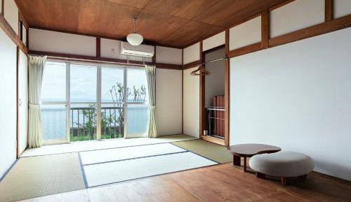 Family Room with Sea View