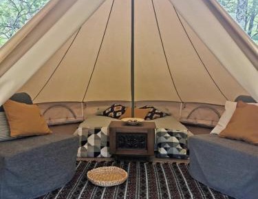 Quadruple Room with Shared Bathroom