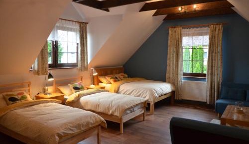 Quadruple Room with Private Bathroom