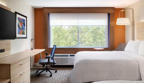 Standard Queen Room with Two Queen Beds