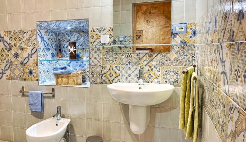 Deluxe Double Room with Extra Bed