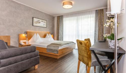 Classic Double Room
