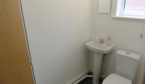 Economy Single Room with Private Shower