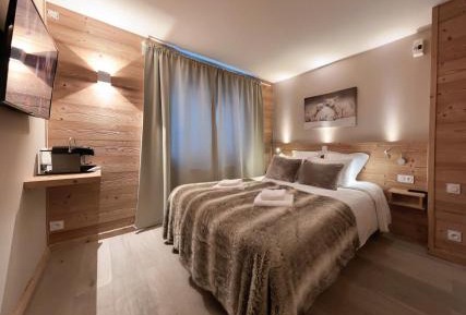 Family Room (2 Adults + 2 Children)