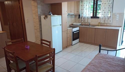 One-Bedroom Apartment with Garden View