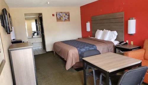 Deluxe King Room