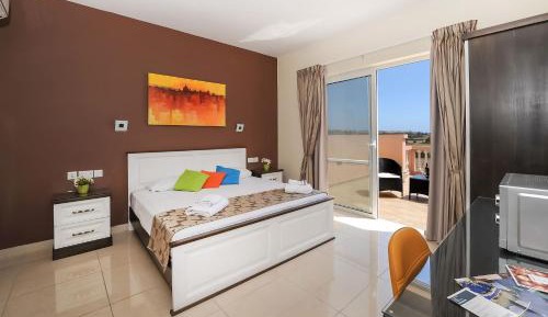 Superior Double Room with Terrace