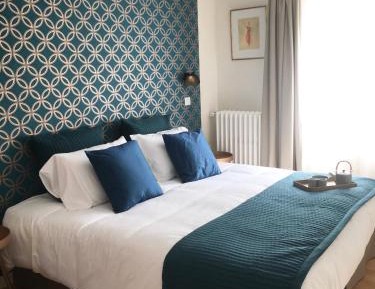 Deluxe Double or Twin Room with Mountain View