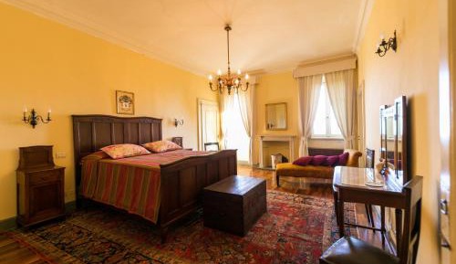 Junior Suite with Pool View