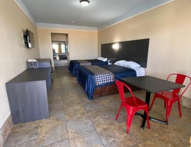Queen Room with Two Queen Beds - Non-Smoking