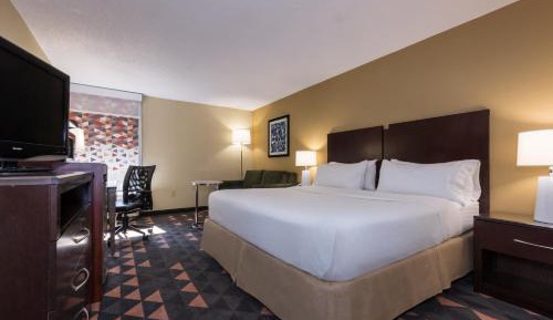 Standard King Room with Sofa Bed
