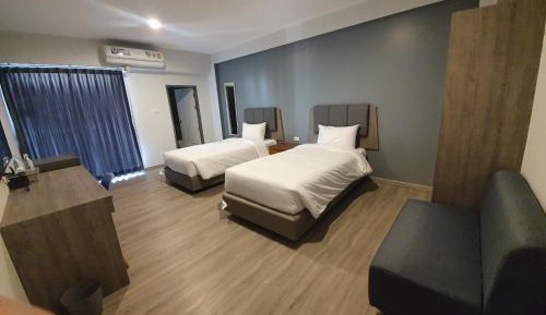 Deluxe Twin Room