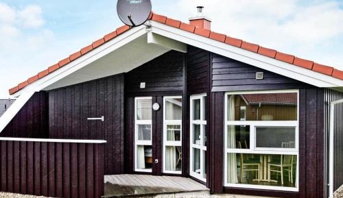 Two-Bedroom Holiday Home