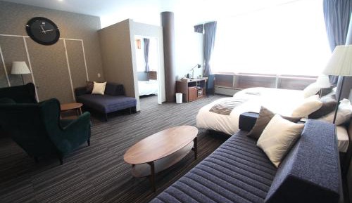 Superior Double or Twin Room with Mountain View