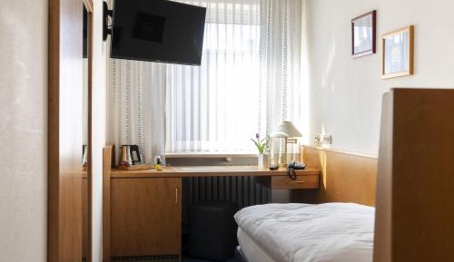 Small Single Room