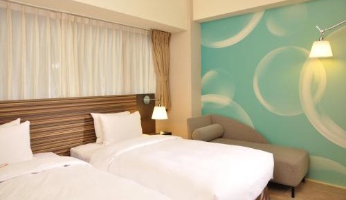 Metropolis Twin Room
