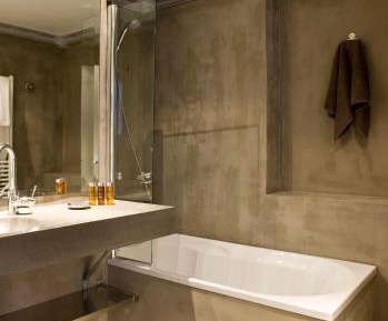 Quadruple Suite (2 adults + 2 children)