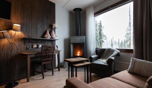 Superior with Sauna and Fireplace