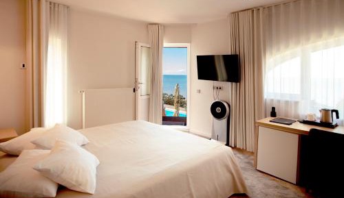 Suite with Spa Bath