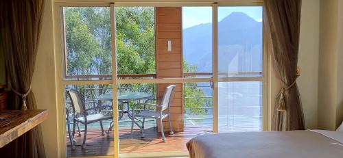 Quadruple Room with Mountain View