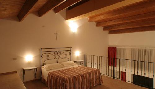 Double Room - Split Level