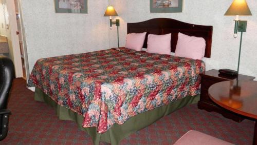 King Room - Non-Smoking