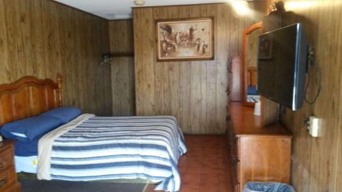 Double Room with One Double Bed - Non-Smoking