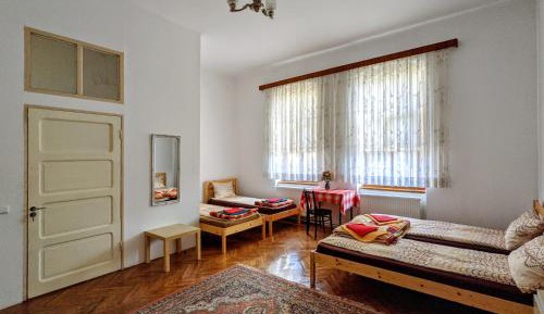 Quadruple Room with Private External Bathroom