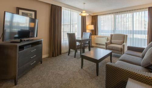 One-Bedroom Suite