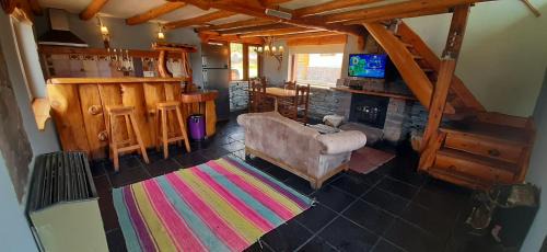 Bungalow (5 Adults)