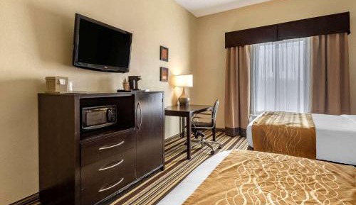 Queen Suite with Two Queen Beds - Non-Smoking