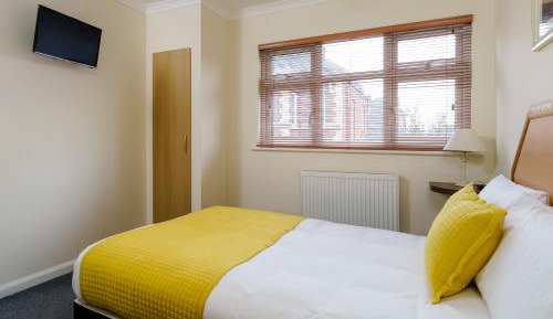 Single Room with Private Bathroom