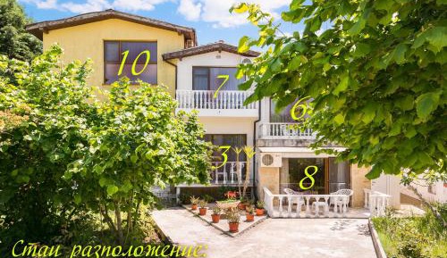 Triple Room with Garden View