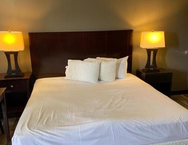 King Room - Non-Smoking