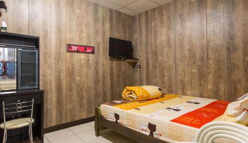Standard Double Room (without window)