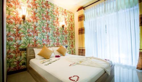 Deluxe Double or Twin Room with Garden View