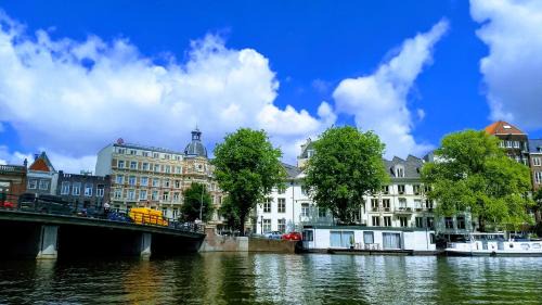 House Boat